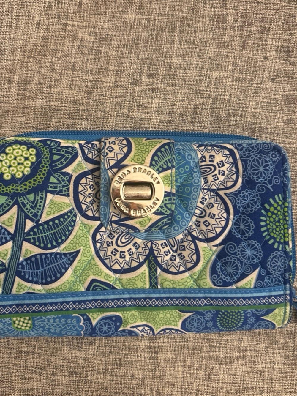 Vera Bradley Doodle Daisy Floral Turn-Lock Wallet